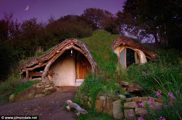 2-hobbit